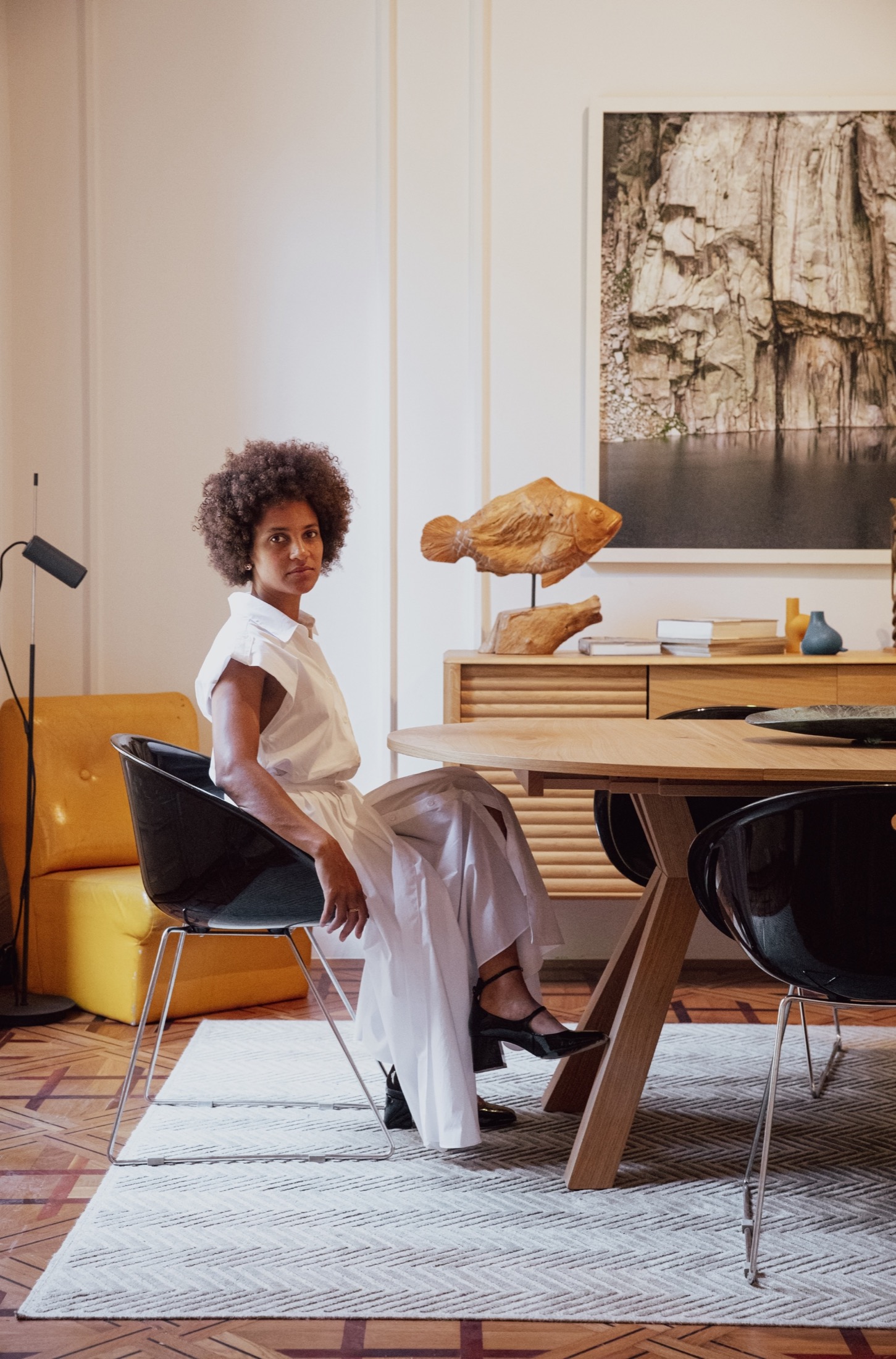Personal-Brand-Portrait in kuratiertem Wohnraum